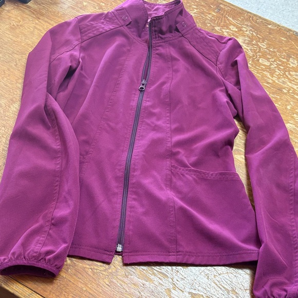 Women's Purple scrub jacket - Picture 1 of 1
